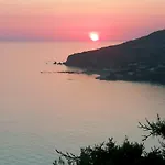 Vacanze Baia レアルモンテ